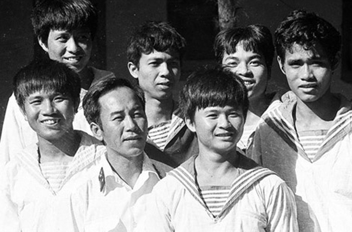 Anh hiem chiec tau anh hung trong tran chien Gac Ma 1988-Hinh-4