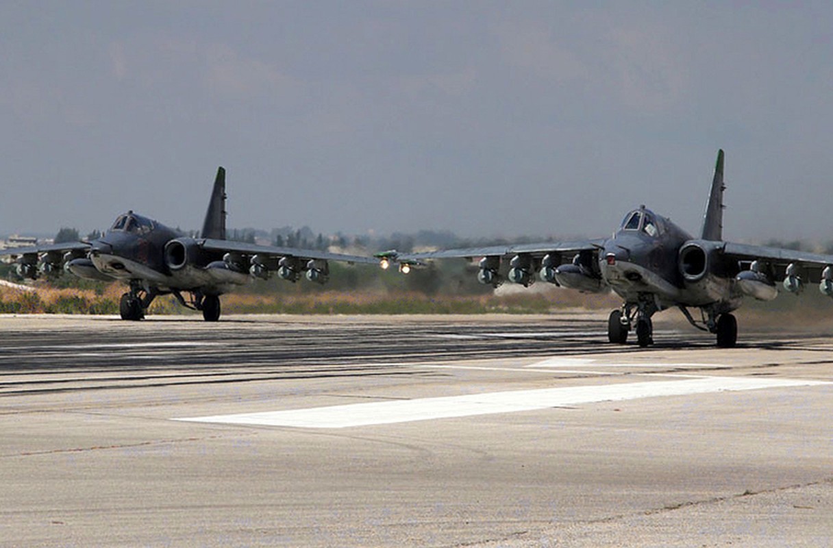 Kinh hoang so bom may bay Su-25 dung o Syria-Hinh-3
