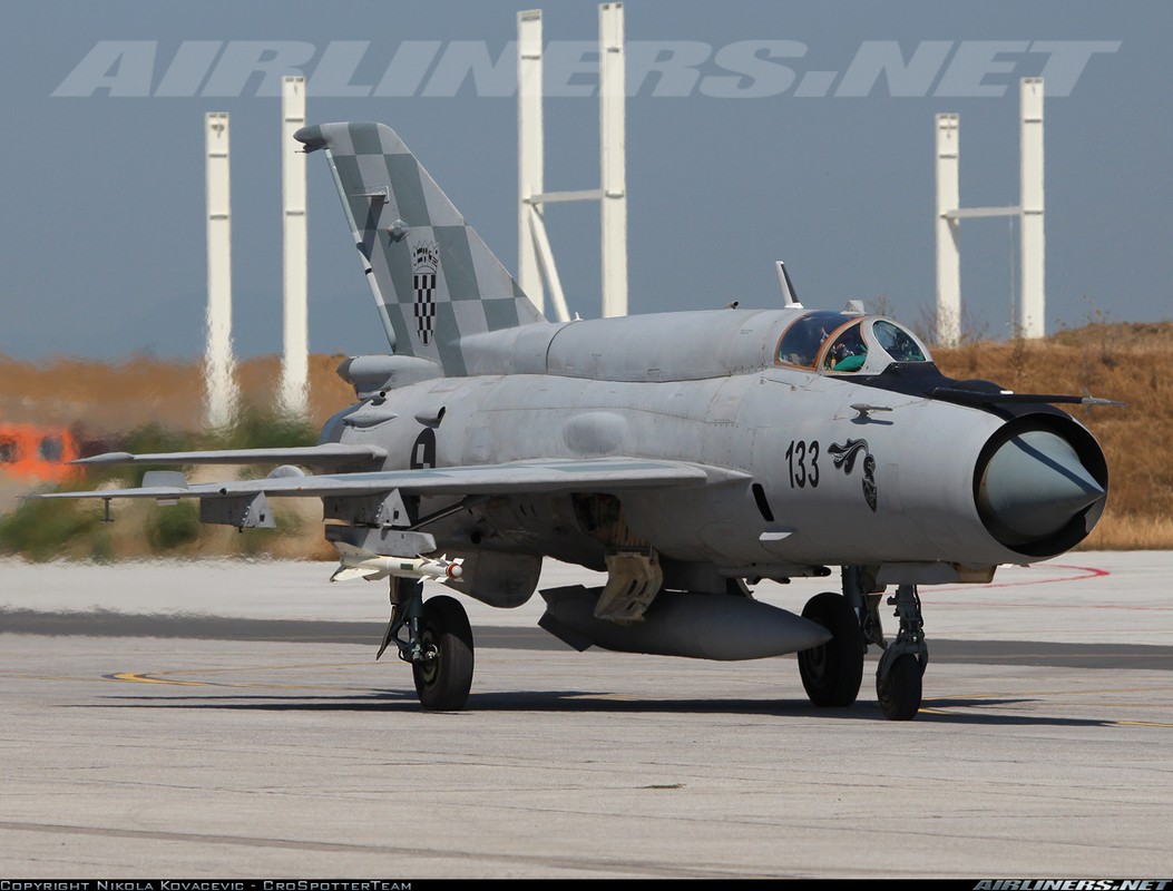 Tin soc: Ukraine bi nghi ngo ban MiG-21 rom cho Croatia-Hinh-3