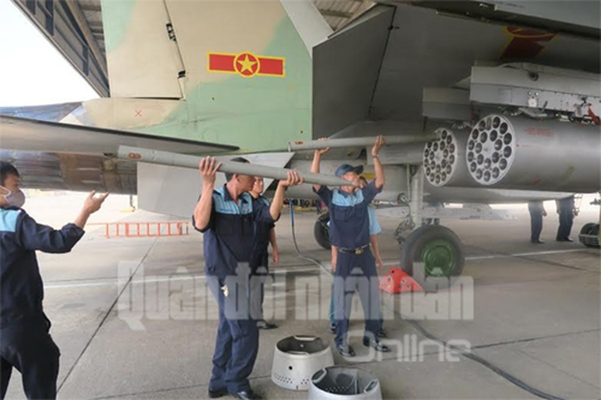 Man nhan may bay chien dau Su-30MK2 Viet Nam khong kich-Hinh-2