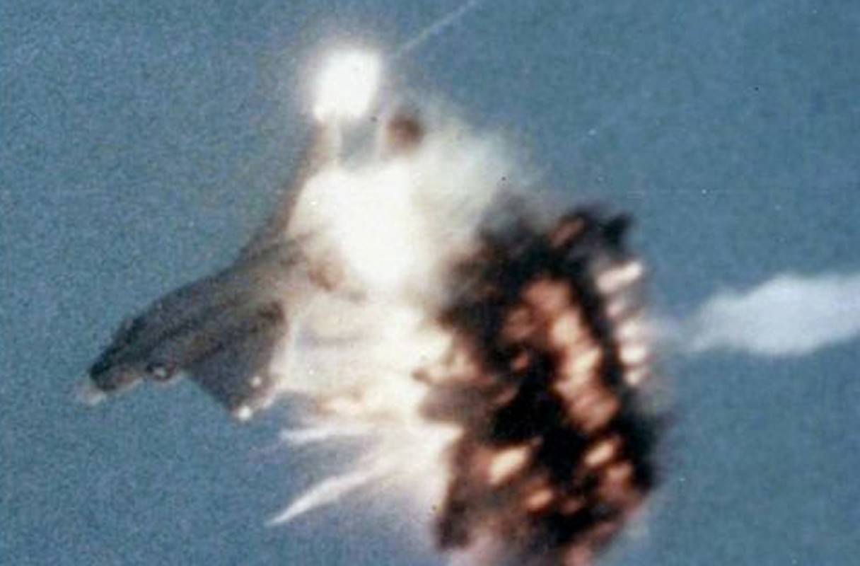 Vi sao ten lua AIM-54 cua Iran khien My “lanh gay”?-Hinh-12