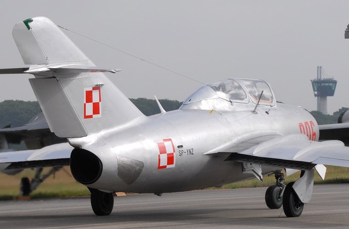 Anh cuc doc tiem kich MiG-15UTI o Viet Nam-Hinh-8
