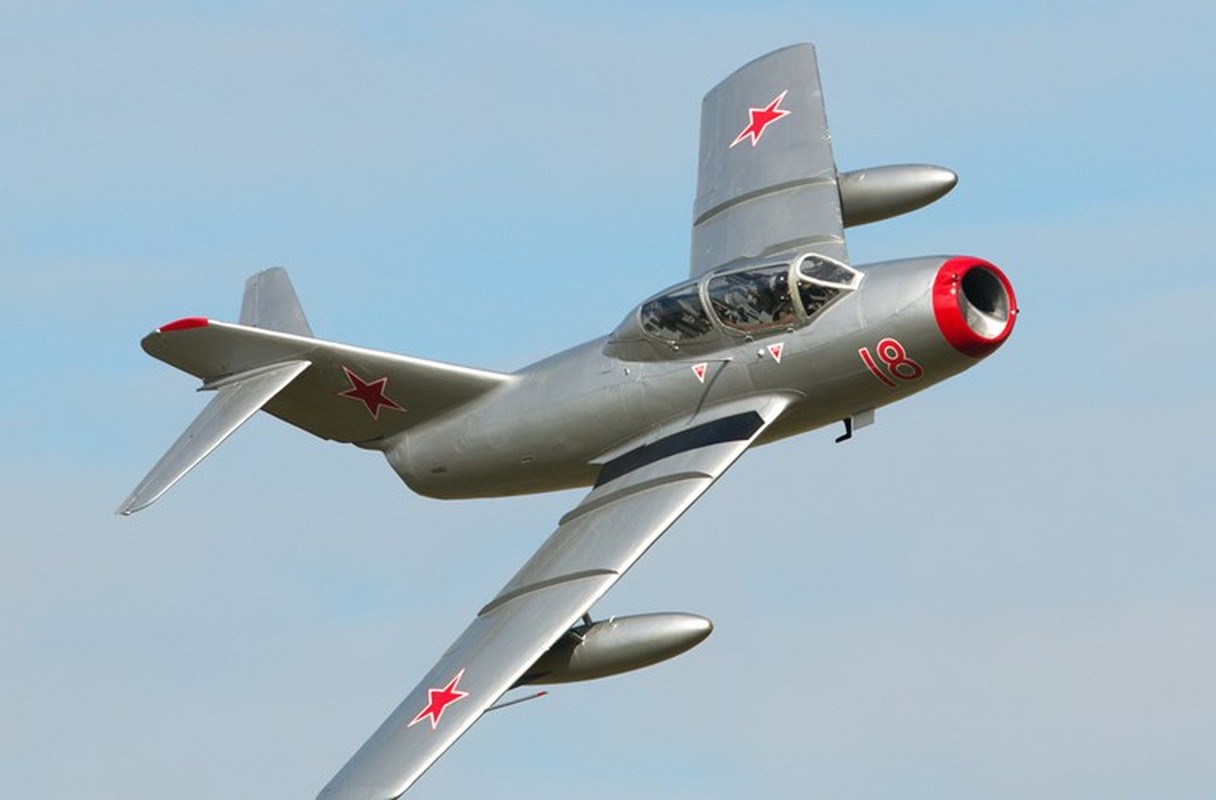 Anh cuc doc tiem kich MiG-15UTI o Viet Nam