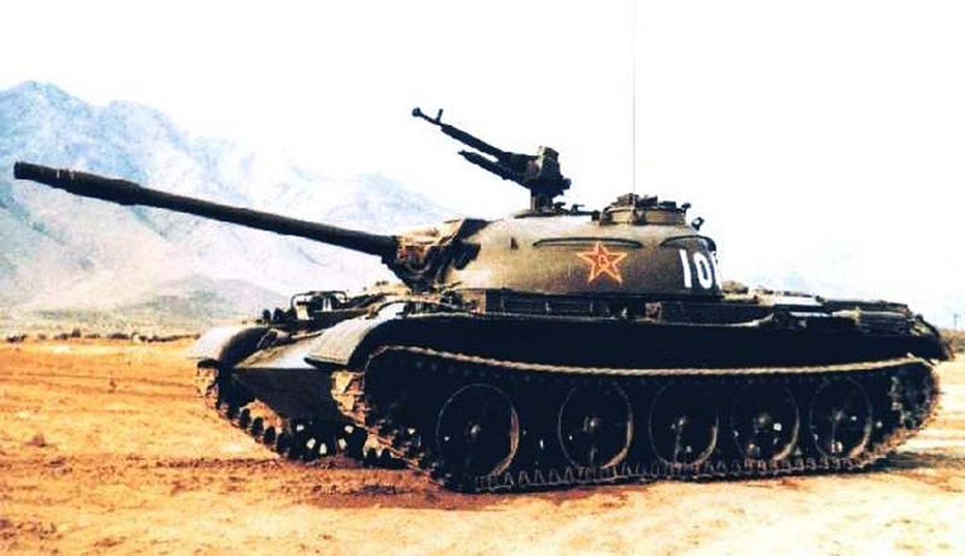 Anh cuc hiem xe tang Type 62 cua Campuchia-Hinh-4