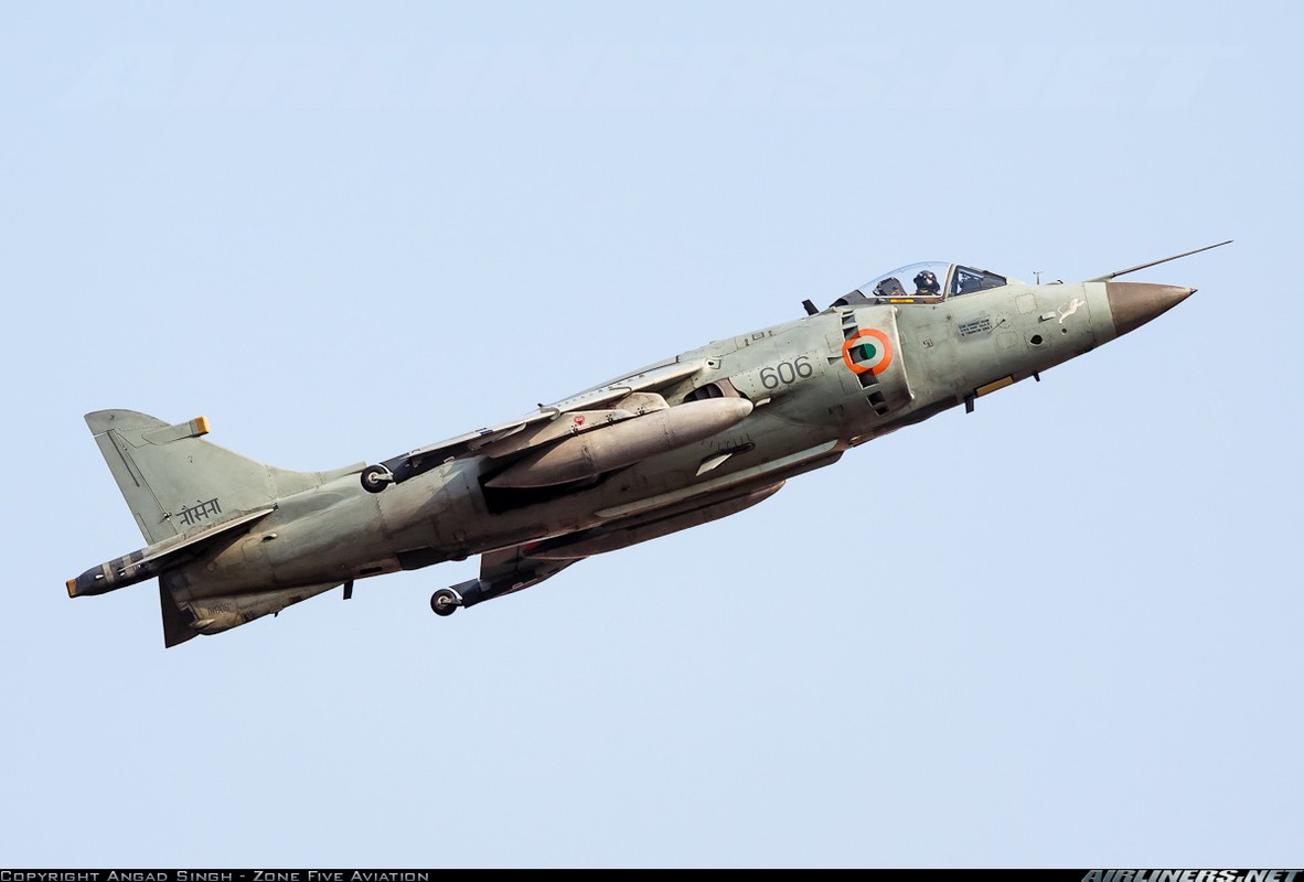 Viet Nam co nen mua tiem kich ham Sea Harrier?-Hinh-9