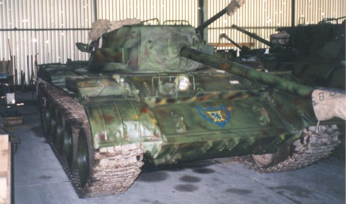 Kinh ngac xe tang “lai” T-55 Nga va phao Hellcat My