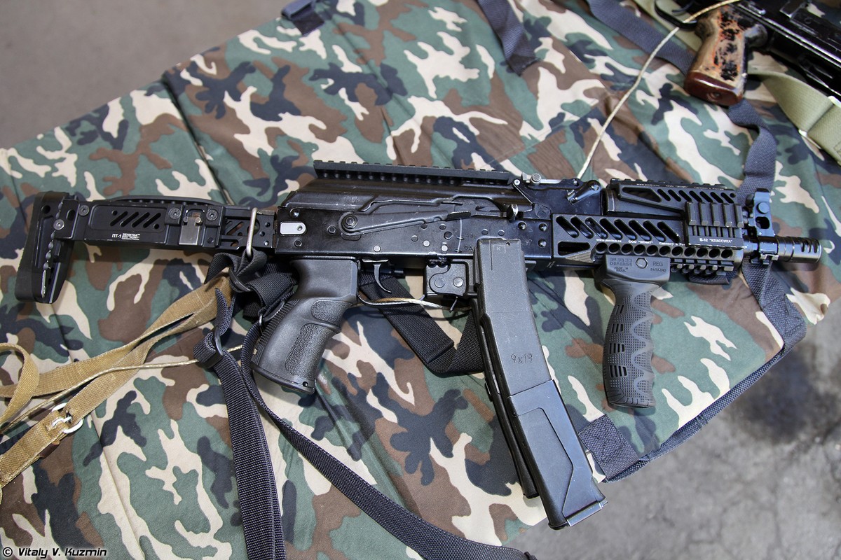 Kalashnikov mang sung “khung” nao toi Paris trong thang 6?-Hinh-10