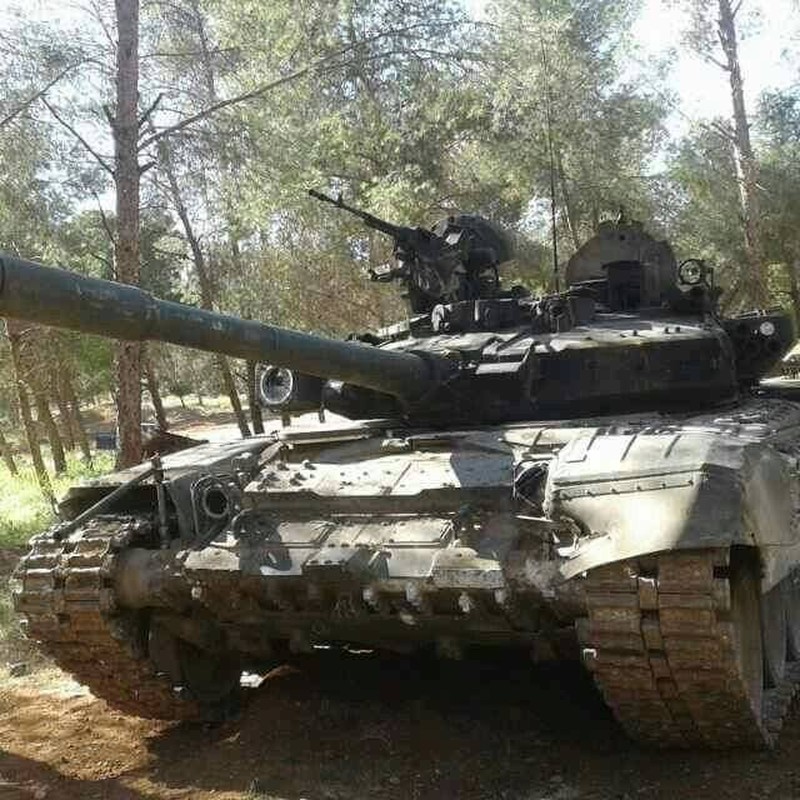 Bao nhieu xe tang T-90 bi phien quan tom co o Syria?-Hinh-3