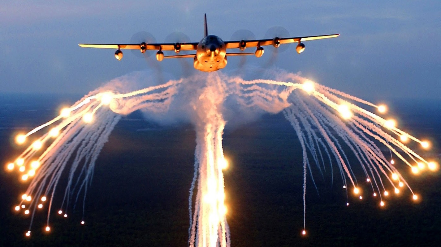 Kho mua C-130, Viet Nam co the chon may bay C-27J?-Hinh-3