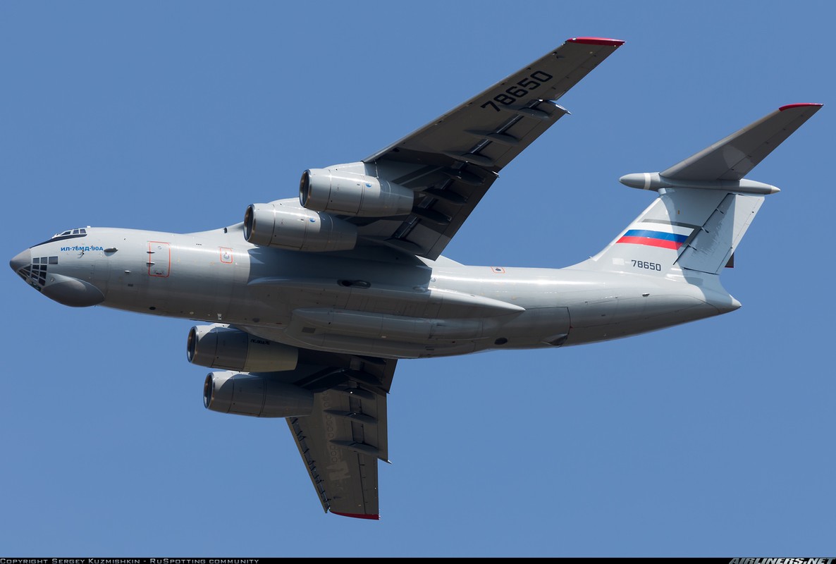 Viet Nam quan tam toi may bay van tai Il-76 cua Nga?-Hinh-2