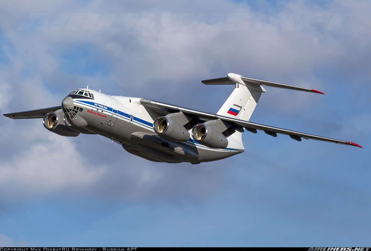 Viet Nam quan tam toi may bay van tai Il-76 cua Nga?