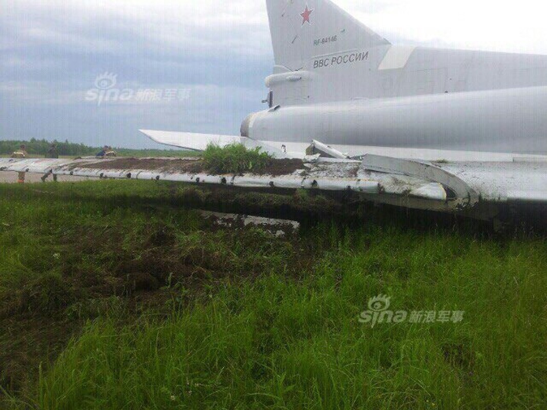 Nga giau giem viec may bay nem bom Tu-22M3 gap nan?-Hinh-4
