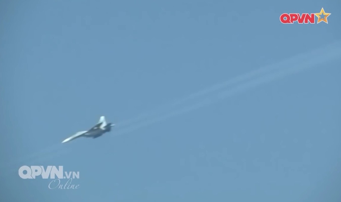 Anh oai hung Su-30MK2 ban rocket, nem bom tren bien-Hinh-9