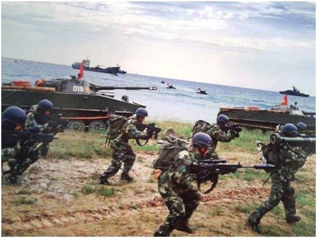 Tai sao Viet Nam nen mua BMP-3 cho hai quan danh bo?