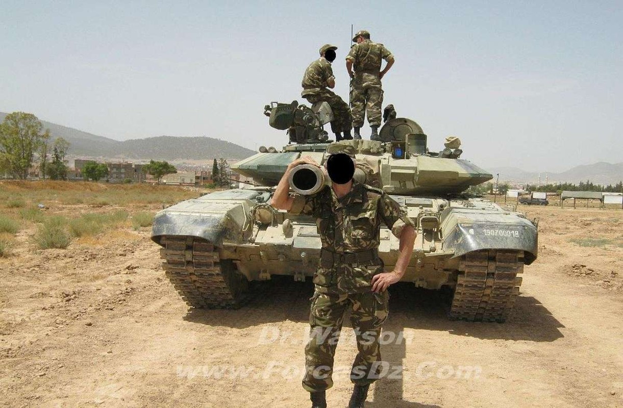 Nga da ban duoc bao nhieu xe tang T-90 tu nam 2006?-Hinh-3