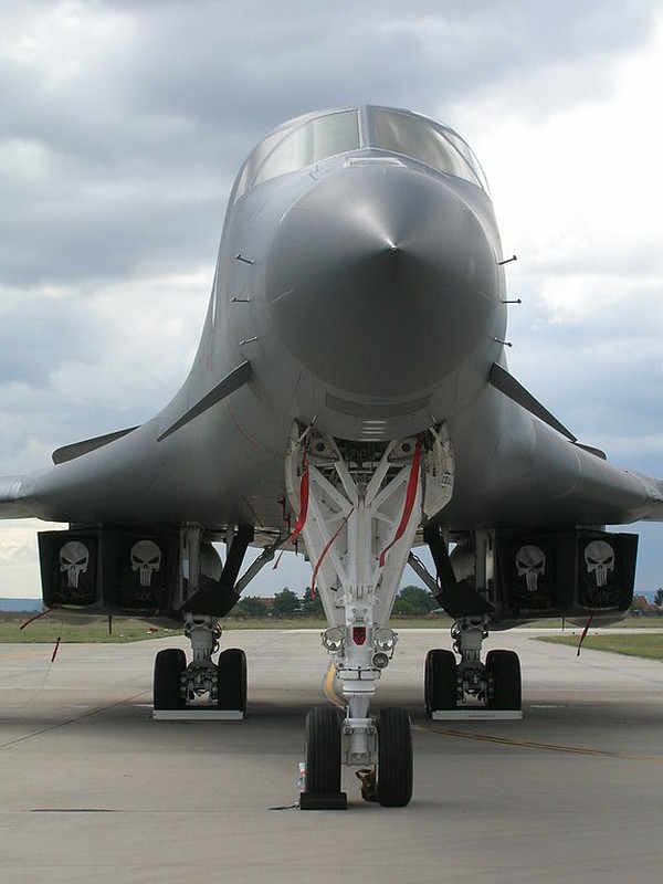 Suc manh khung khiep may bay nem bom B-1B My-Hinh-5