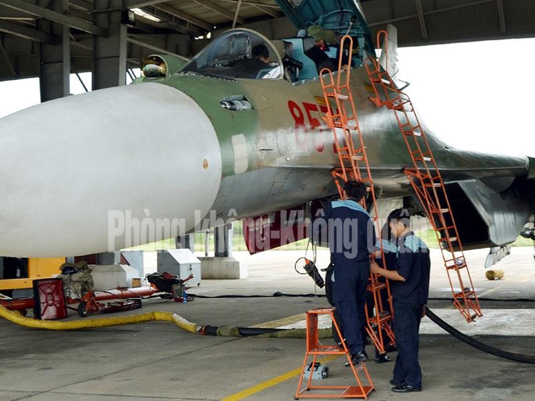 Viet Nam sap co ba trung doan trang bi tiem kich Su-30MK2-Hinh-5