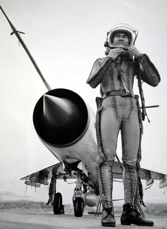 Can mat phien ban MiG-21 hien dai nhat Viet Nam truoc 1979-Hinh-3