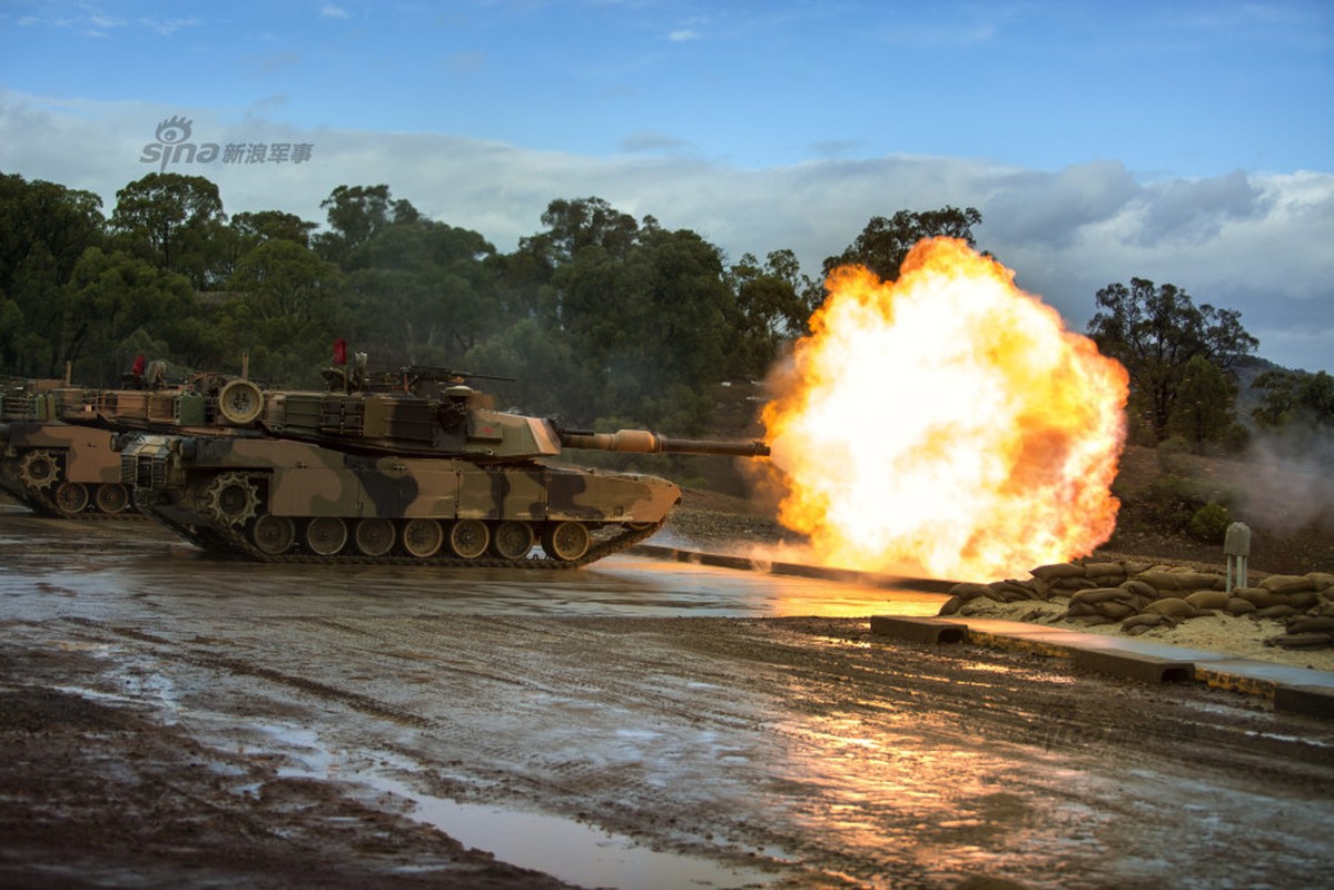 Khoanh khac uy dung xe tang M1A1 Abrams My khai hoa-Hinh-13