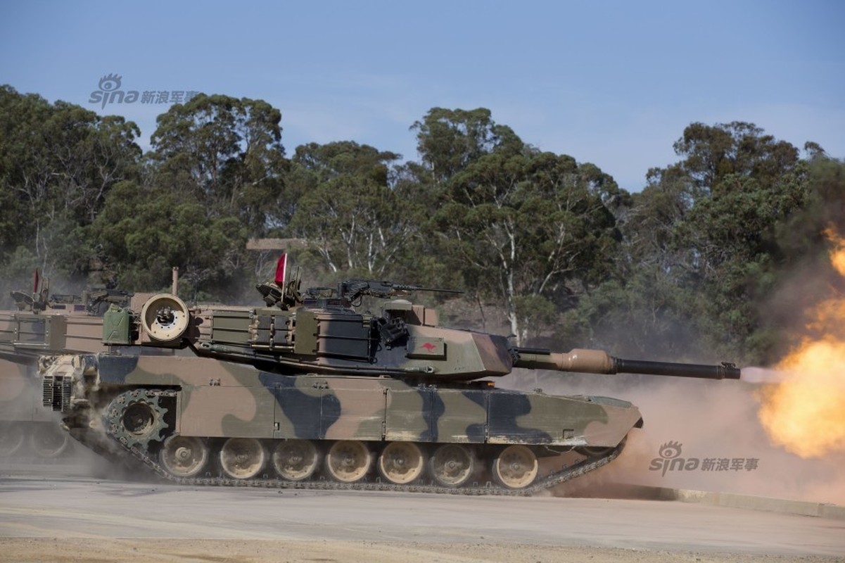 Khoanh khac uy dung xe tang M1A1 Abrams My khai hoa-Hinh-6