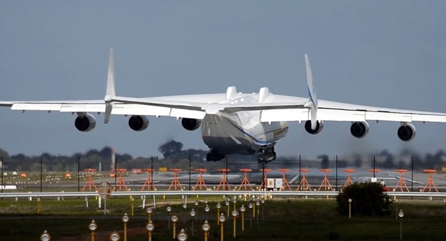 Trung Quoc so huu may bay van tai An-225: Vo cung nguy hiem-Hinh-10