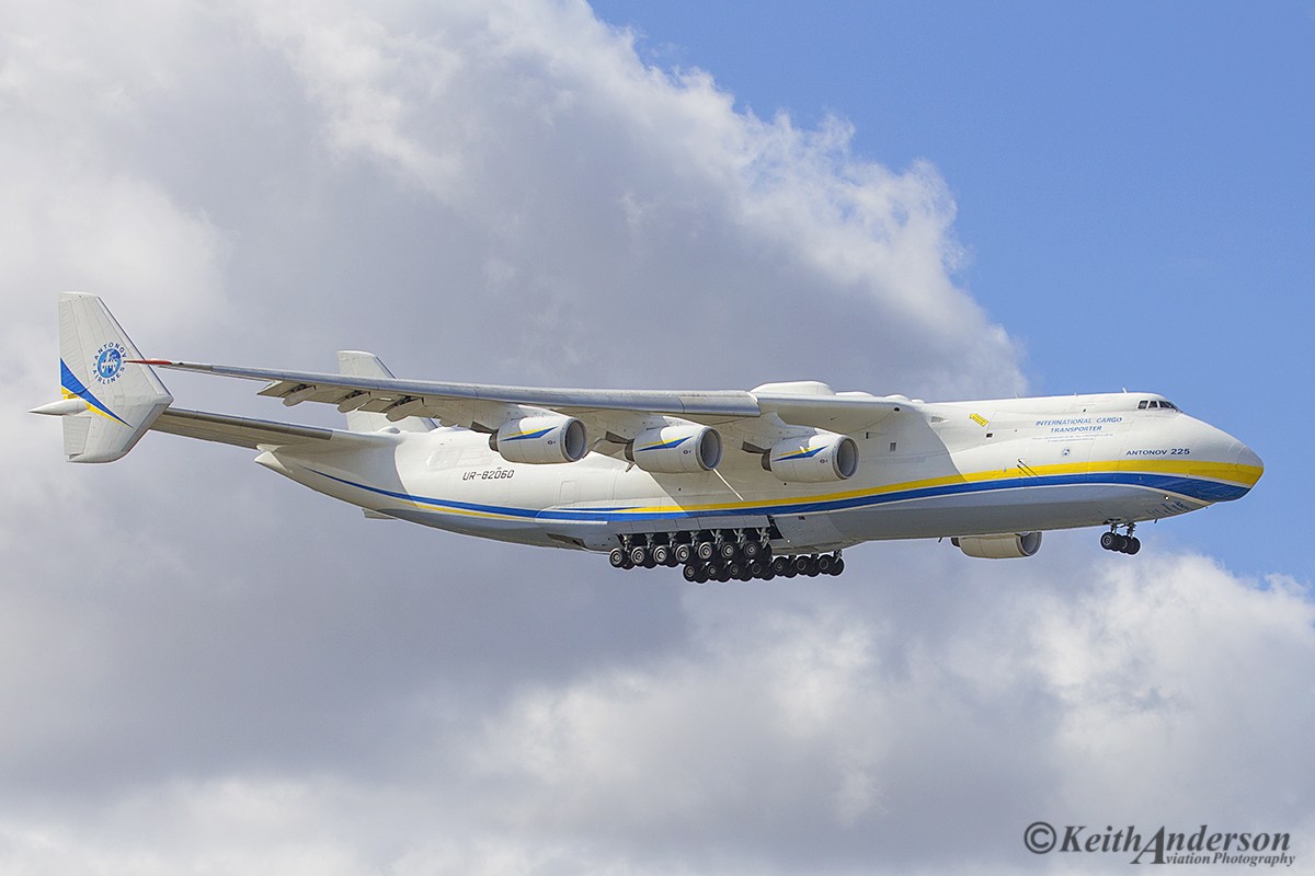 Trung Quoc so huu may bay van tai An-225: Vo cung nguy hiem-Hinh-13