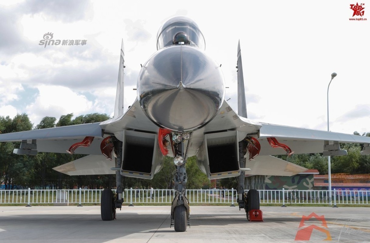 Sam soi mau tiem kich Trung Quoc “nhai” Su-30MK2-Hinh-12