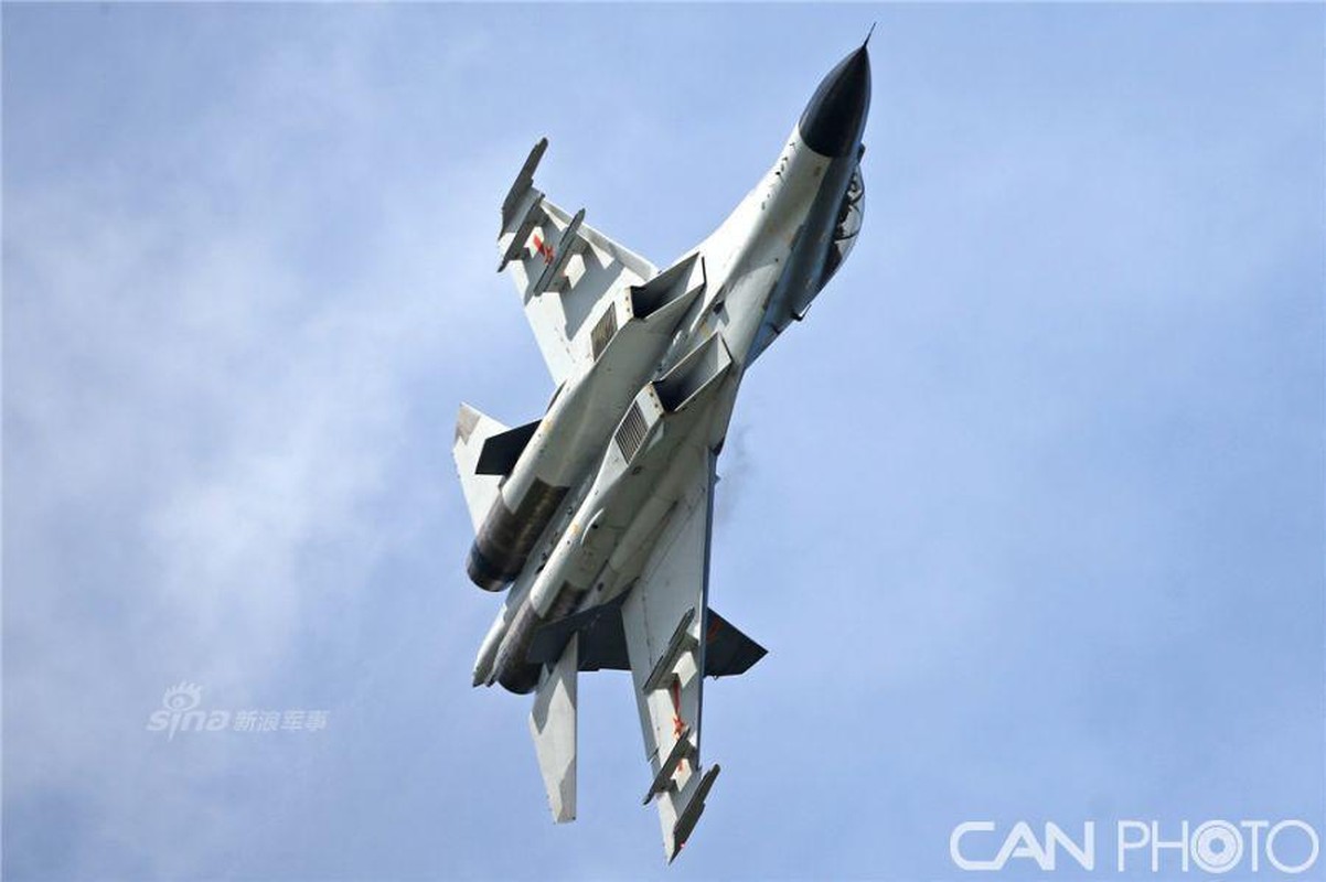Sam soi mau tiem kich Trung Quoc “nhai” Su-30MK2-Hinh-5