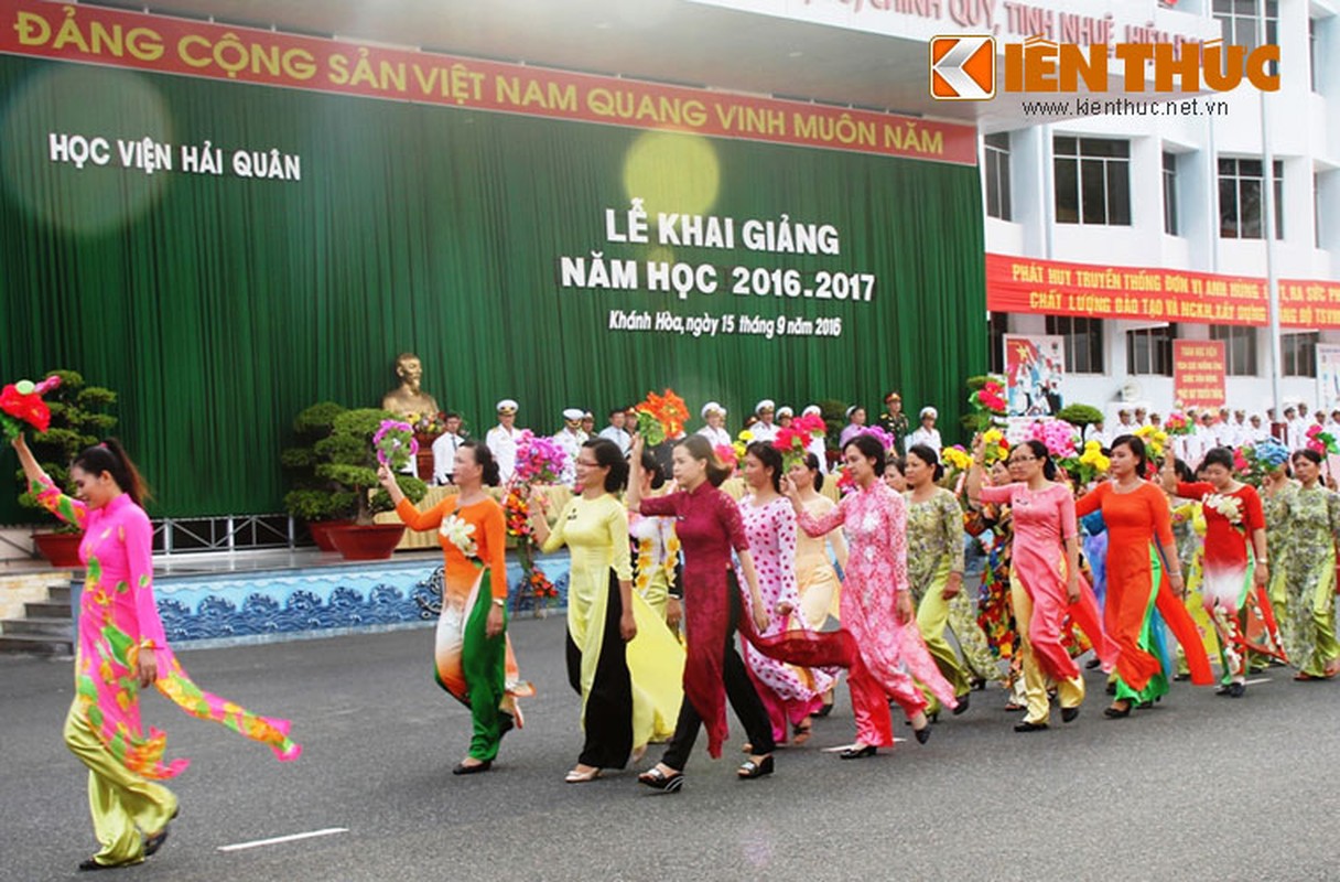 Chum anh Hoc vien Hai quan Viet Nam khai giang hoanh trang-Hinh-14