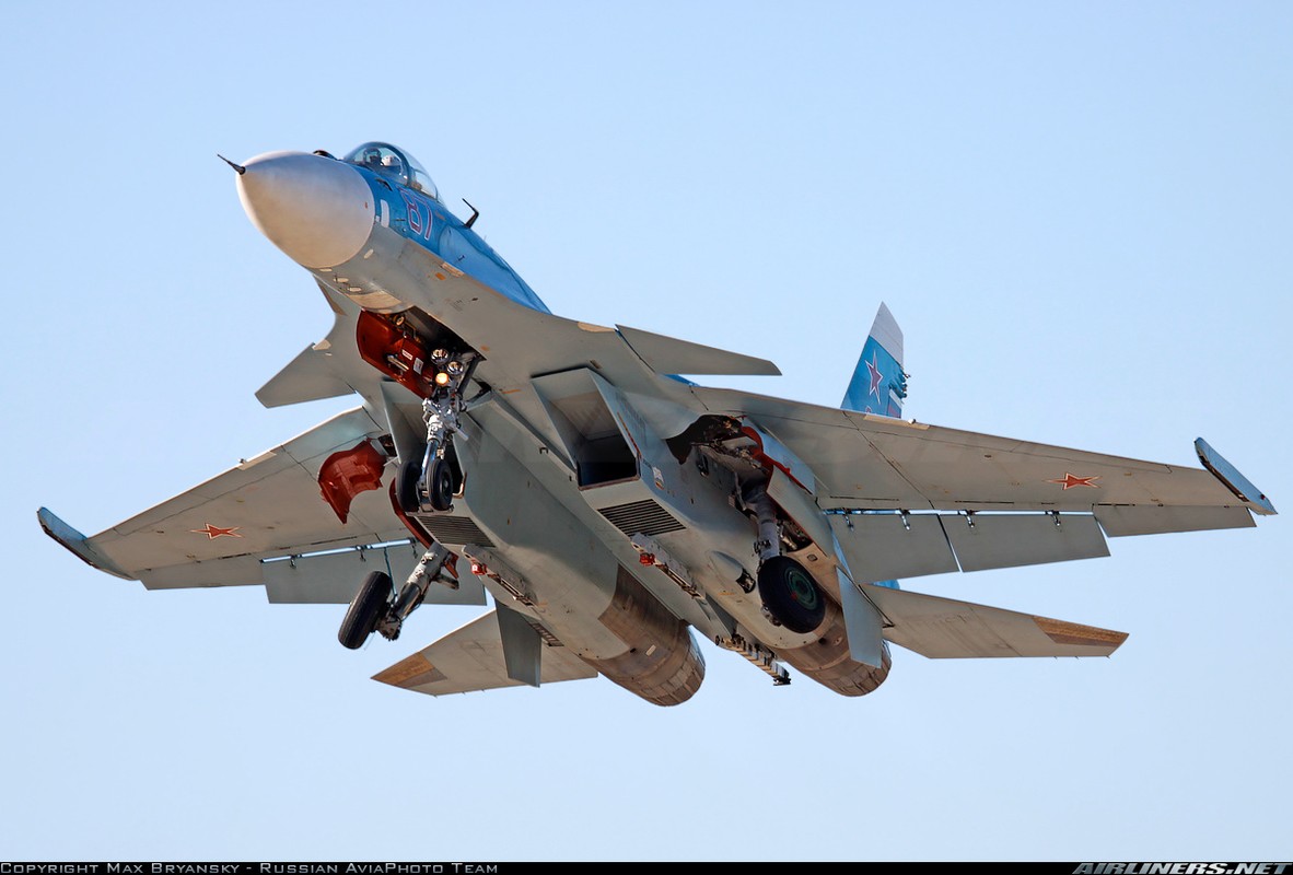 Tiem kich ham Su-33 duoc nang cap truoc khi toi Syria-Hinh-10