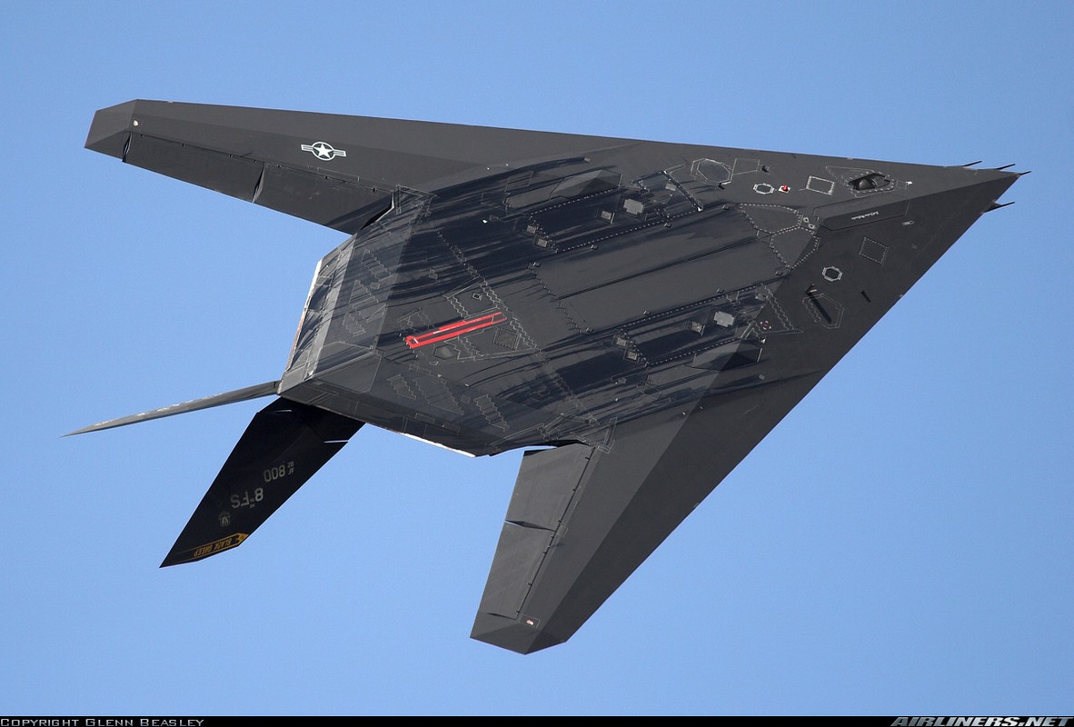 Bang chung may bay tang hinh F-117 “tai xuat giang ho”-Hinh-13