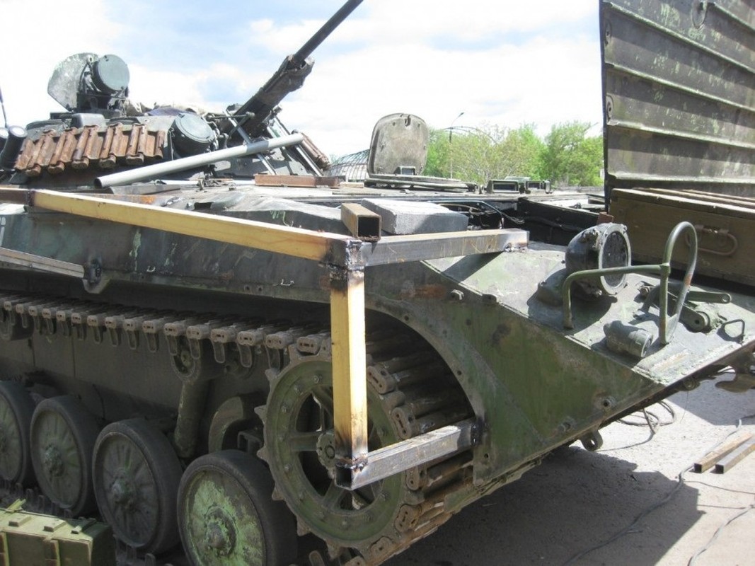“Dau tim” voi xe chien dau bo binh BMP-2 nang cap cua Ukraine-Hinh-7