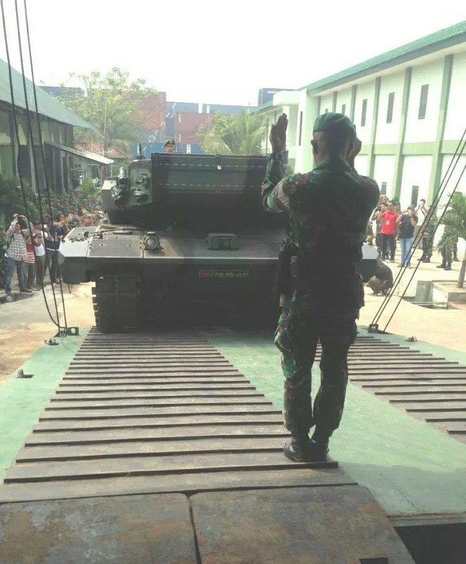 Bat ngo: Indonesia dung xe tang Lepard 2RI de danh dao?-Hinh-4