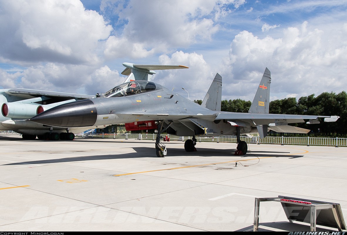Trung Quoc dang am muu sao chep Su-34, Nga “soc nang”-Hinh-5