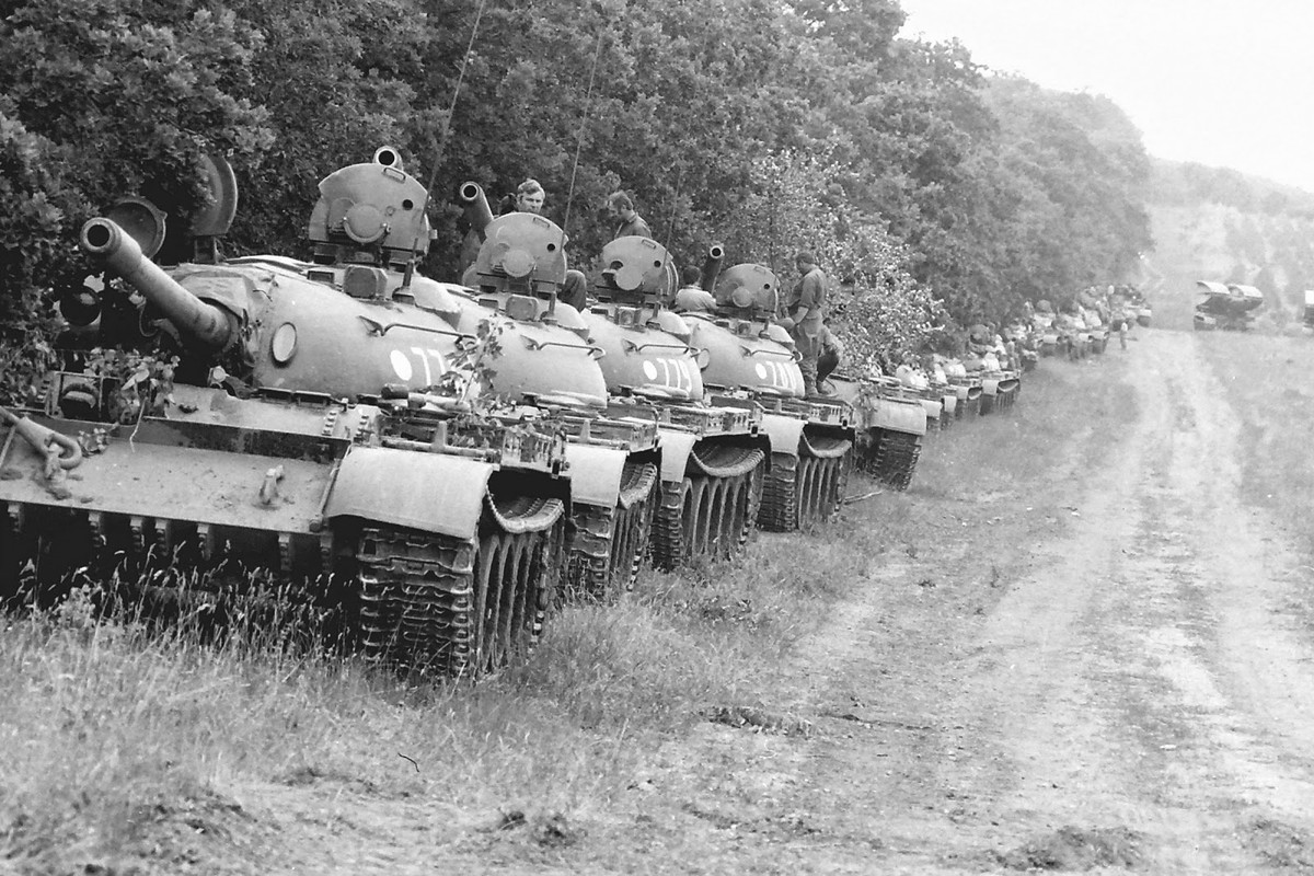 Khong phai M48 Patton, day moi la doi thu cua tang T-54/55