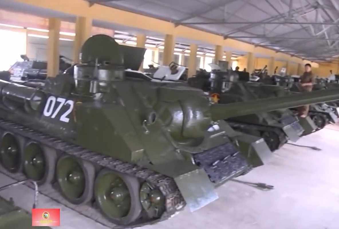 Man nhan dan phao tu hanh SU-100 moi cung cua Viet Nam-Hinh-7