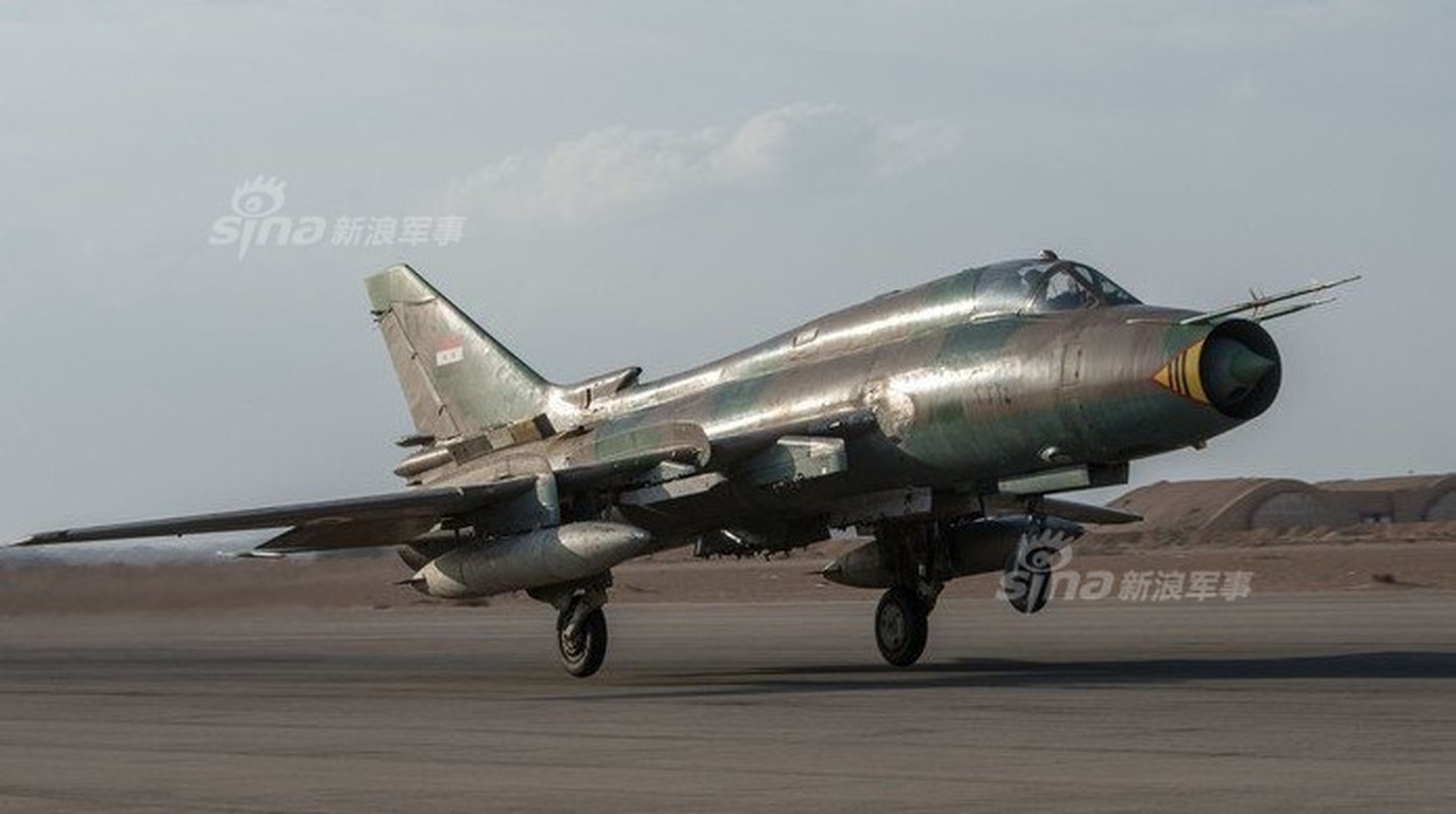 The tham khong ta noi tiem kich bom Su-22 cua Syria-Hinh-14