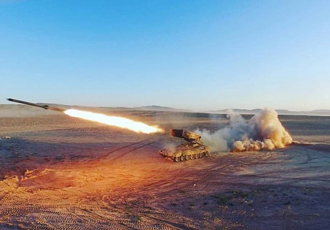 Trien khai phao TOS-1A, Quan doi Syria quyet giu can cu T4