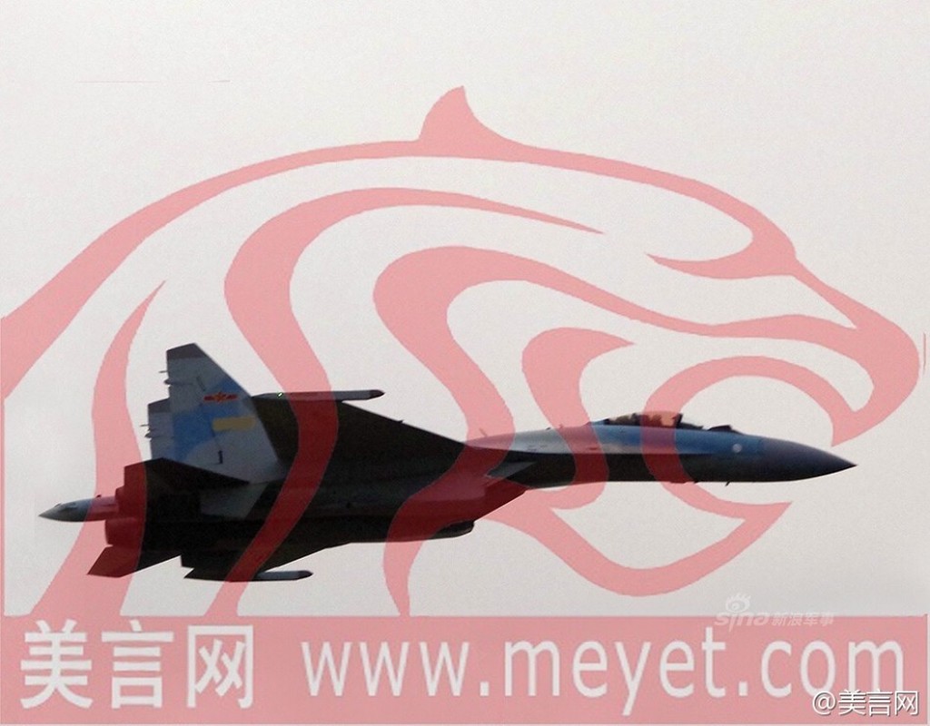 Can canh lo tiem kich Su-35 Nga chuyen cho Trung Quoc-Hinh-3