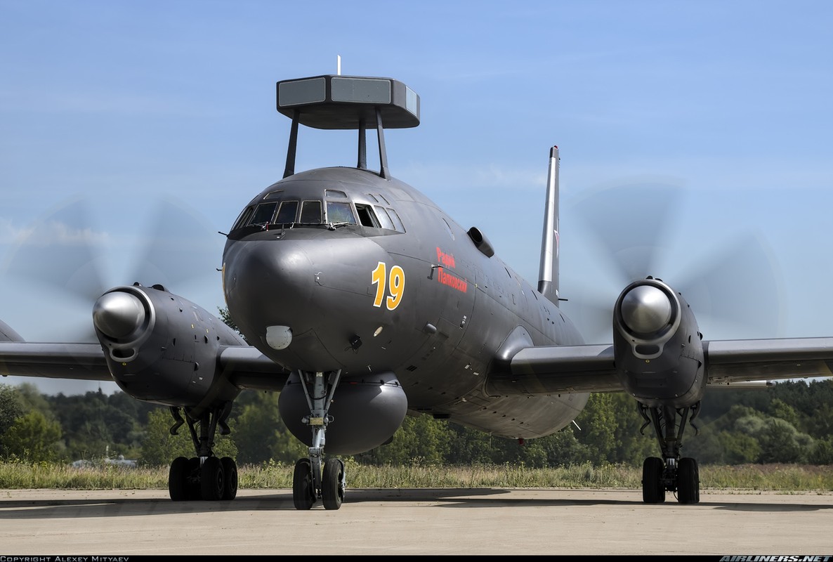 Bat ngo: “Sat thu san ngam” Il-38N Nga mang ten lua Kh-35-Hinh-8