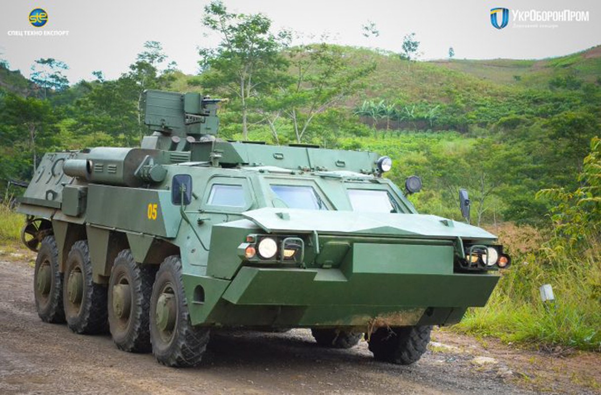Dang gom dan xe thiet giap BTR-4M cua TQLC Indonesia-Hinh-3