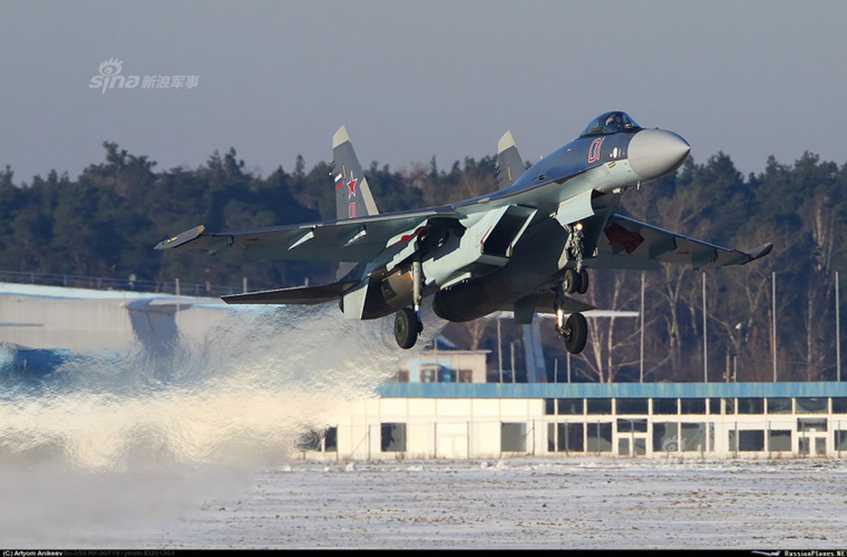 Bi an hinh anh tiem kich Su-35 cua KQ Trung Quoc-Hinh-9