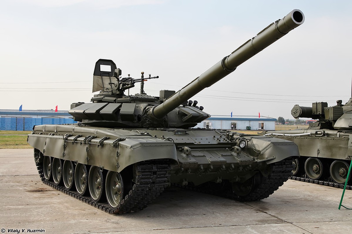 Kinh ngac: Xe tang T-72B3 bat ngo tham chien o Palmyra, Syria-Hinh-6