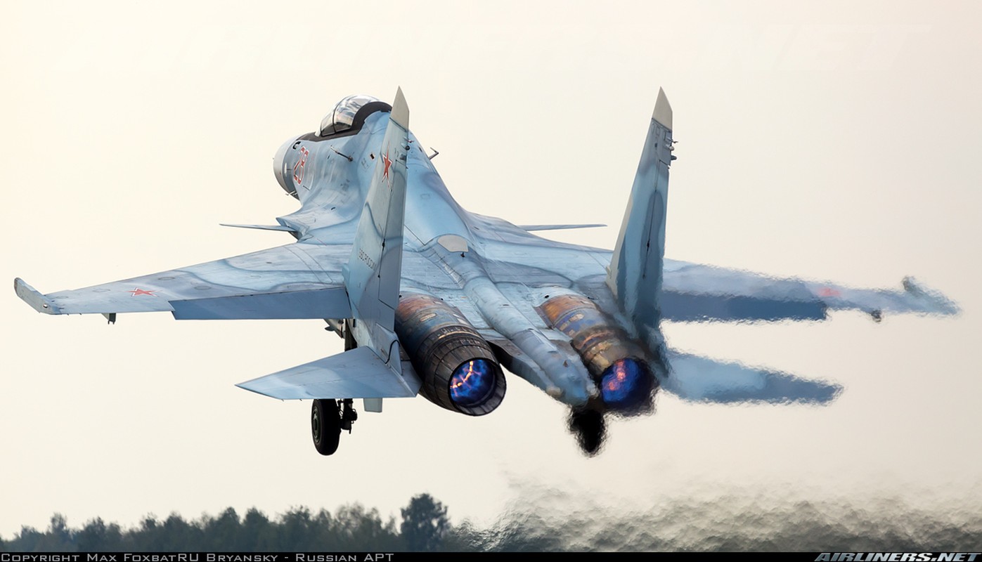 Chinh thuc thong so Su-30SME Nga muon ban cho Viet Nam-Hinh-5