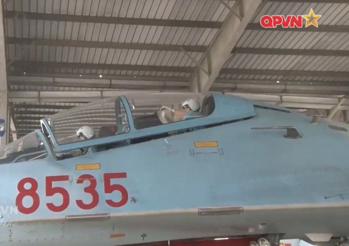 Man nhan Su-30MK2 Viet Nam bo nhao ban, nem tren bien-Hinh-6