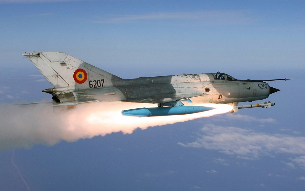 Bat ngo nhiem vu MiG-21 Viet Nam sau quyet dinh nghi huu-Hinh-10