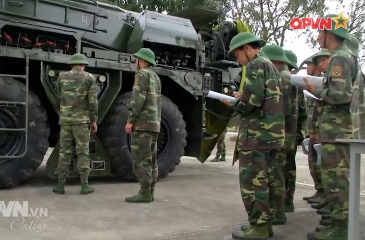 Mung “sinh nhat” lu doan ten lua Scud dau tien cua VN-Hinh-8