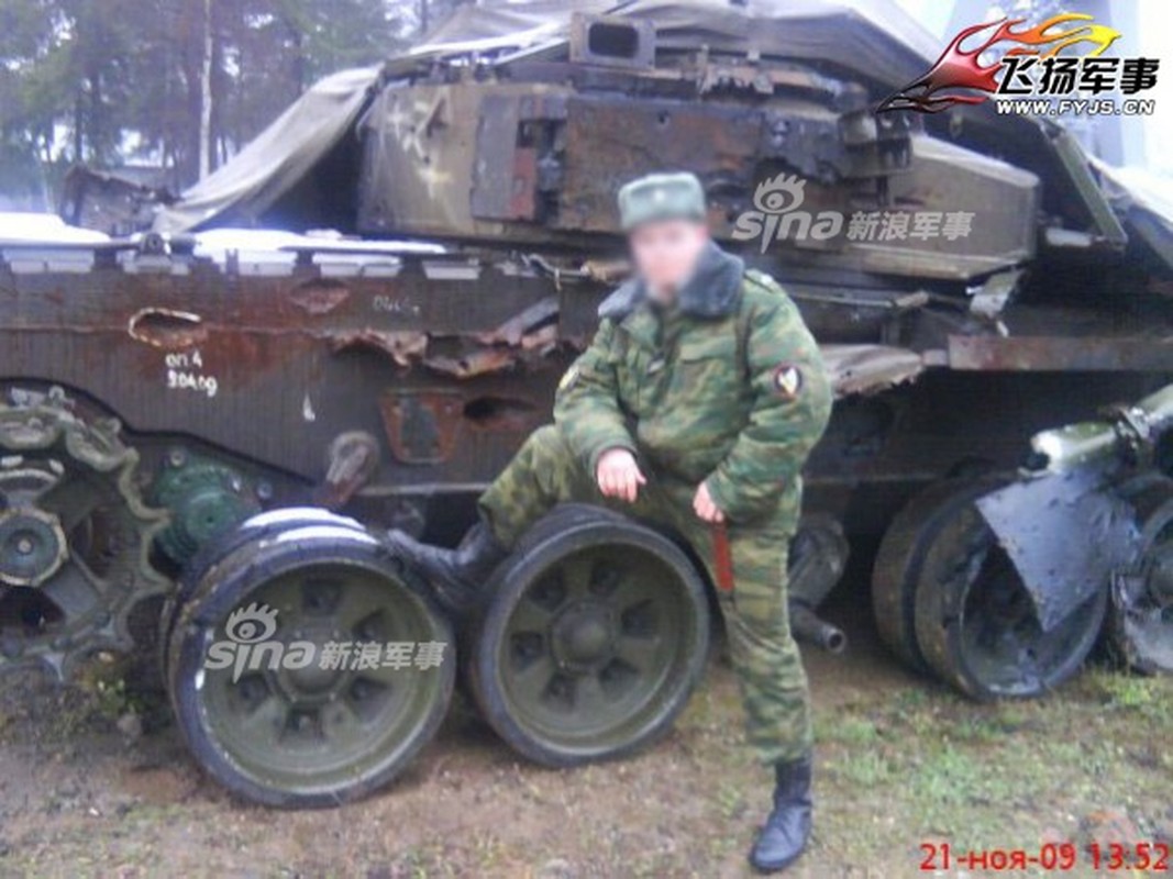 Bi an nhung chiec xe tang T-90 “nat nhu tuong” o Kubinka-Hinh-3
