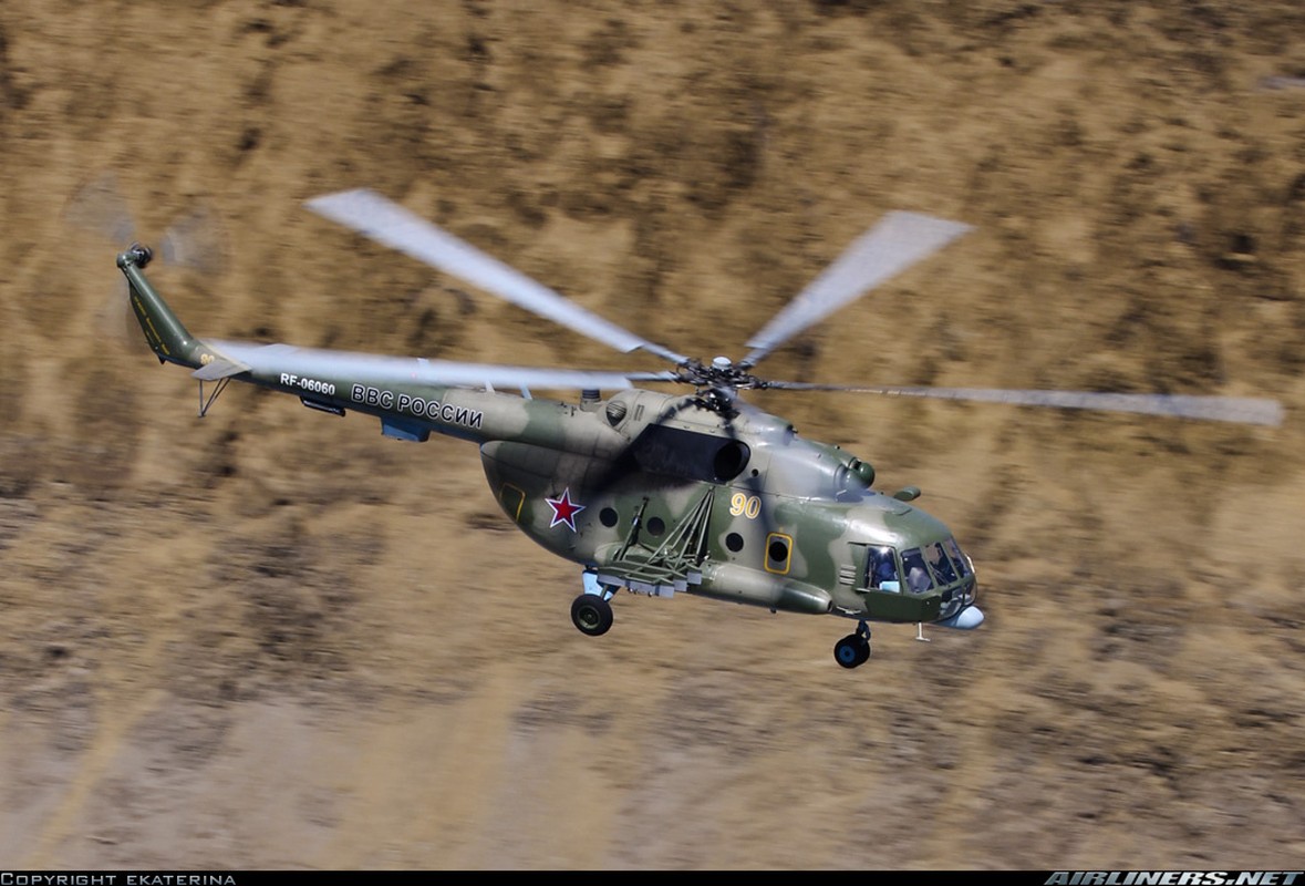 Truc thang Mi-8 lap ky luc vo tien khoang hau-Hinh-3