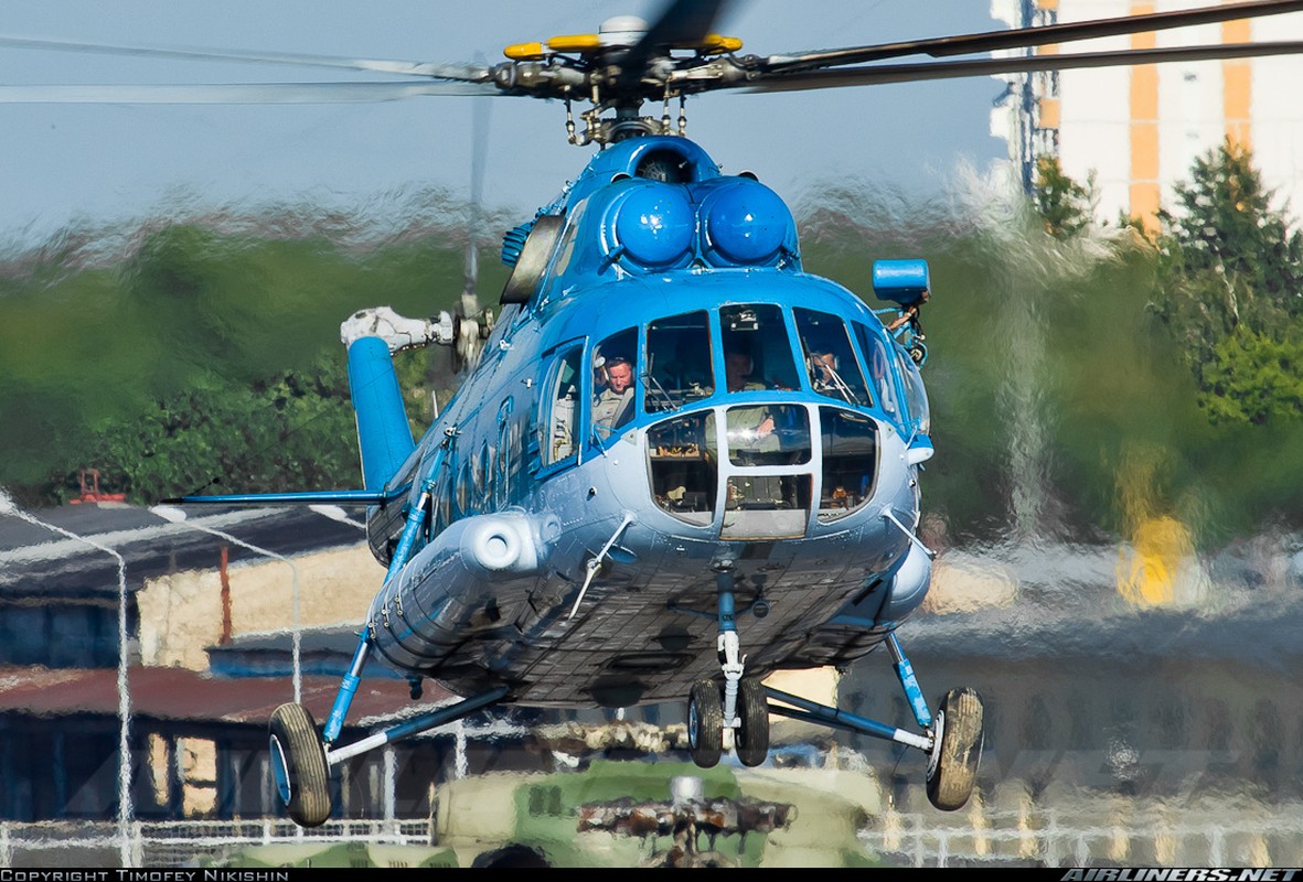 Truc thang Mi-8 lap ky luc vo tien khoang hau-Hinh-5